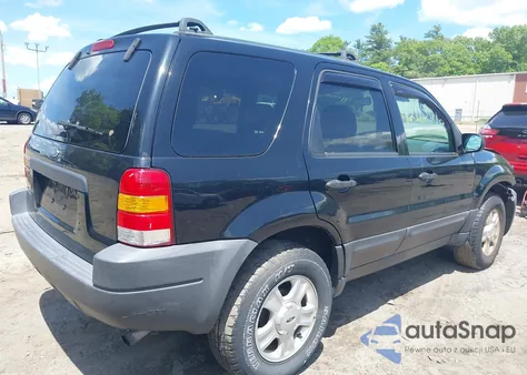 2004 Ford Escape Xlt z USA, uszkodzony, nr VIN 1FMYU93114DA20638